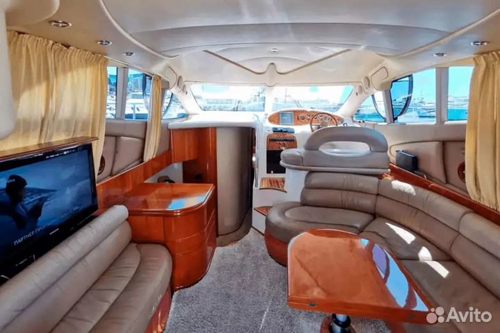 Аренда яхты. Прогулки на яхте