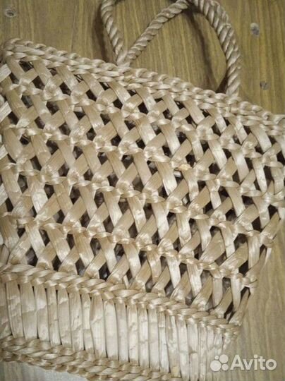 Сумка -корзинка из соломки