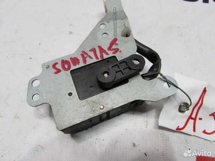 Моторчик заслонки печки для Hyundai Sonata 4 2001