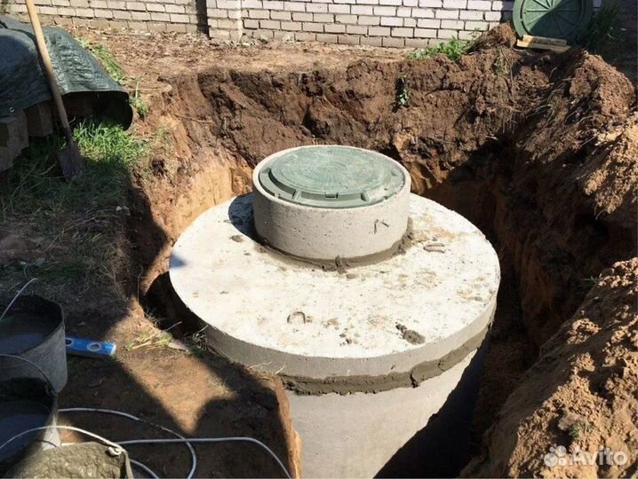 Монтажник бетонных колец жби и прокладка трубы