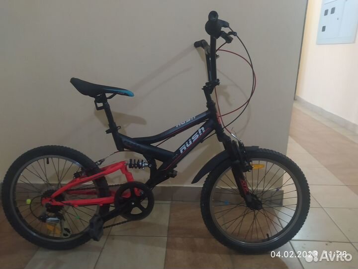 Велосипед горный подростковый