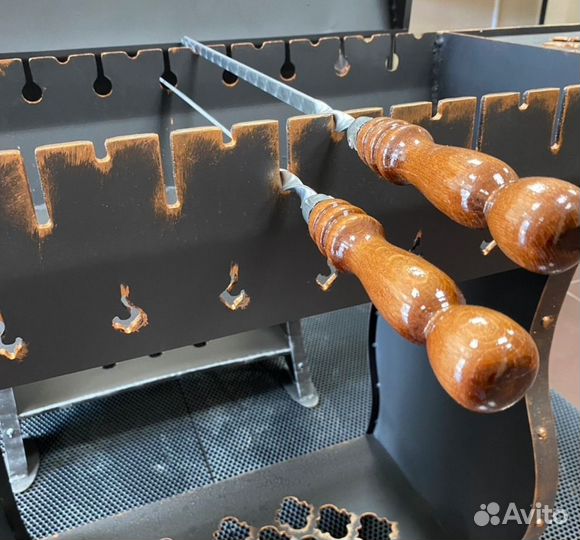 Мангал с крышкой барбекю