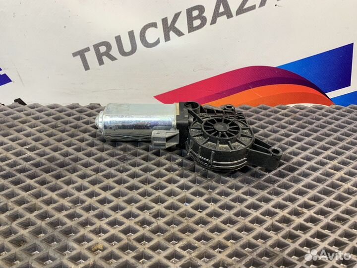 Моторчик стеклоподъемника Mercedes-Benz Actros