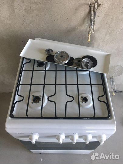 Новая газовая плита Лада