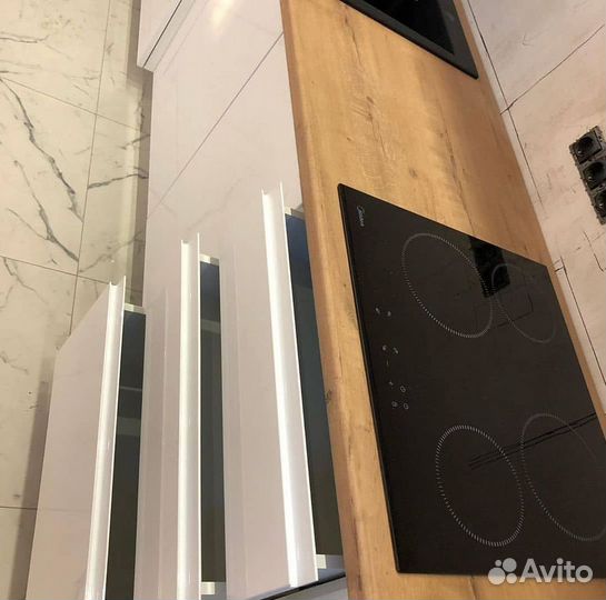 Кухонный гарнитур на заказ. Под ключ