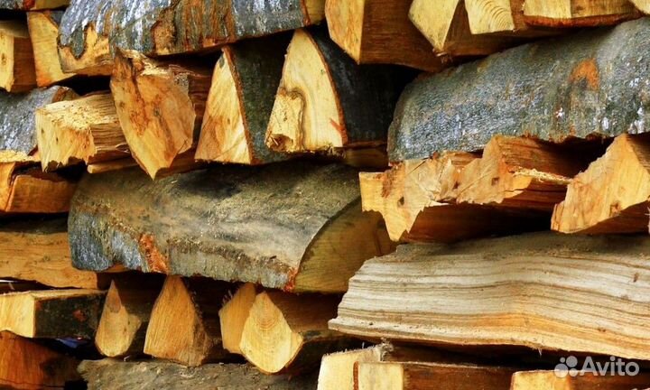 Наколотые дрова