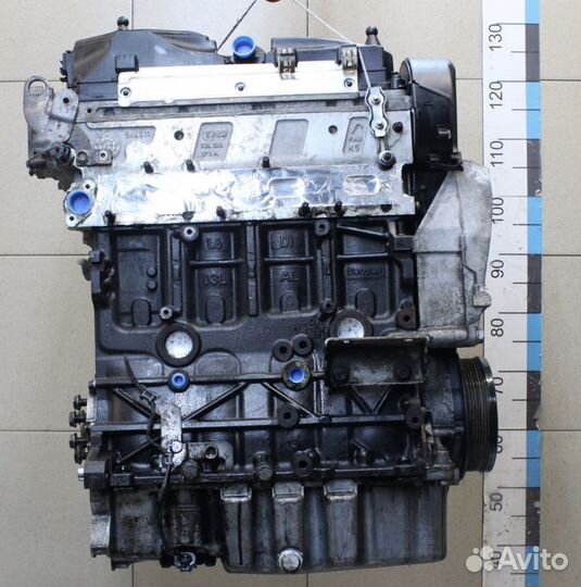 Двигатель контрактный на Audi 03L100090Q