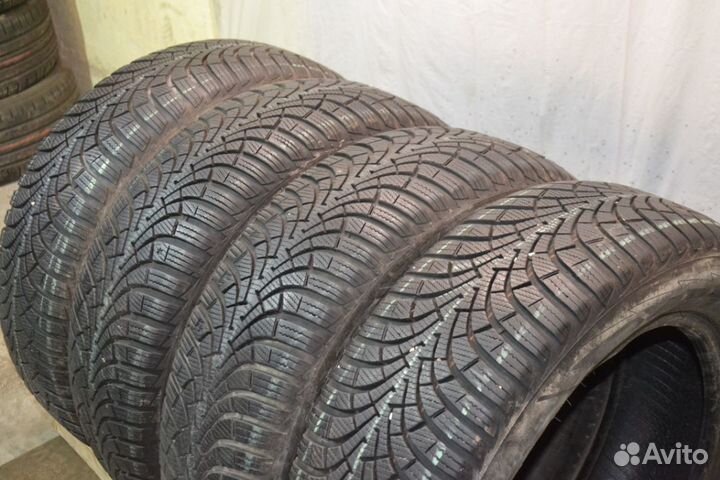 Goodyear UltraGrip 9 205/60 R16 96H