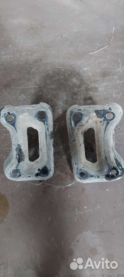 Кронштейн задней балки Peugeot 308