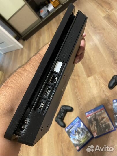 Sony PS4 slim 1tb