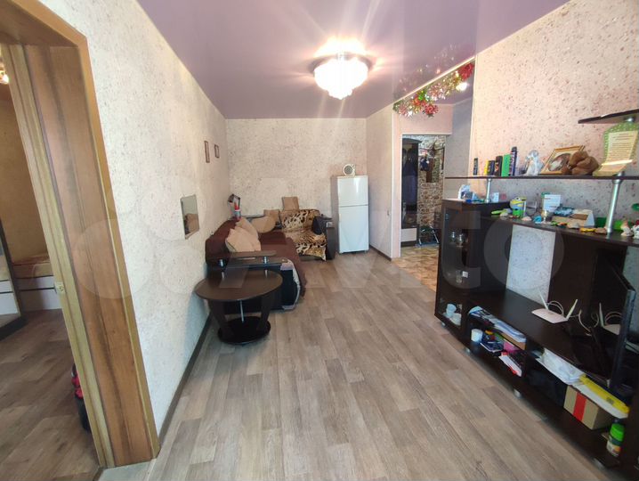 2-к. квартира, 43 м², 3/3 эт.