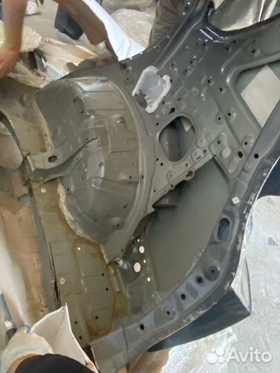 Крыло заднее правое тойота рав4 2019