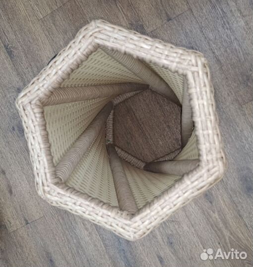 Подставка для цветов напольная