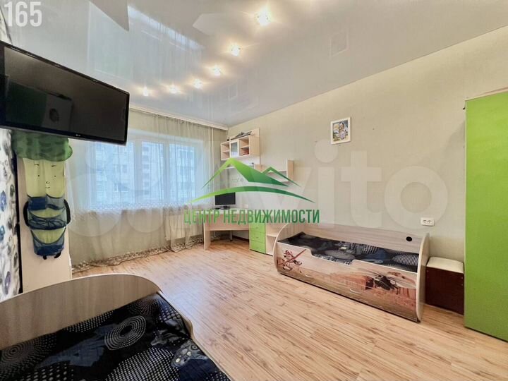 3-к. квартира, 77,3 м², 2/5 эт.