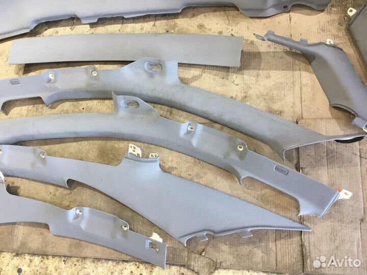 Обшивки потолка и стоек комплект Audi A8 D3