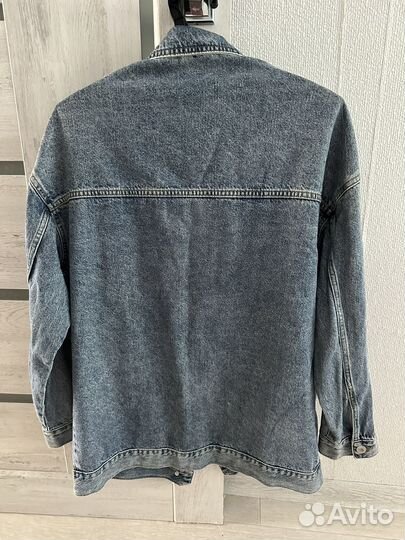 Джинсовая куртка