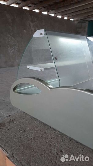 Холодильная витрина