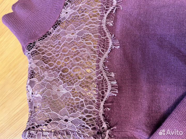 Кофта с кружевной отделкой