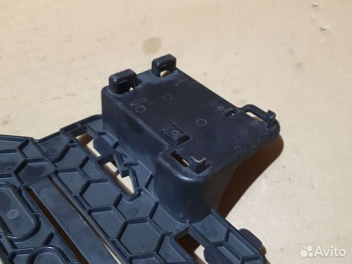 Кронштейн блока комфорта Mercedes-Benz C217