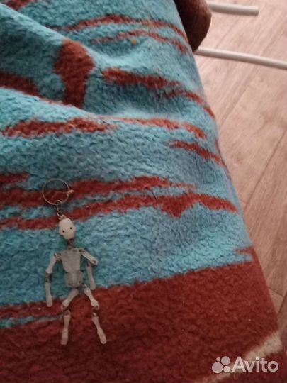 Брелок на ключи mercedes