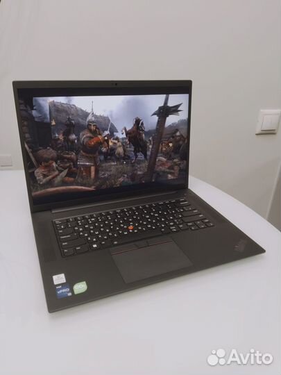 Lenovo Thinkpad P1 gen.5: i7 12800H, 2.5K, Iris Xe