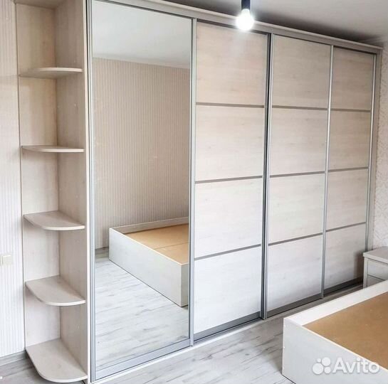 Красивый шкаф купе