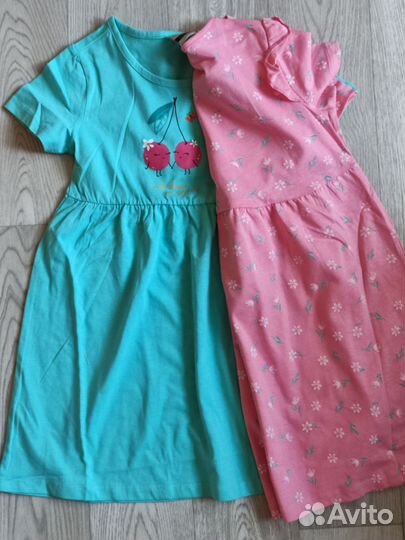 Платье для девочки новое