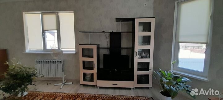 Стенка в гостиную