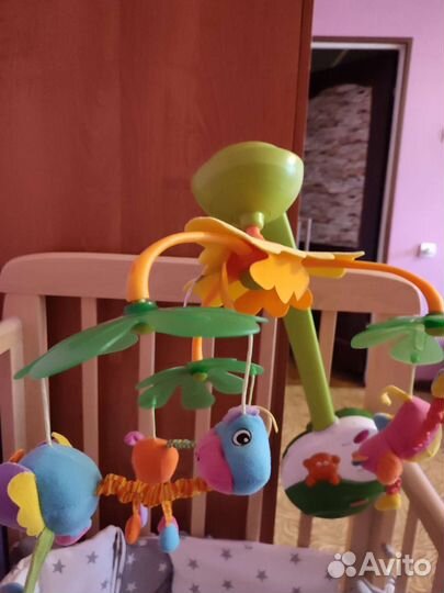 Мобиль на детскую кроватку