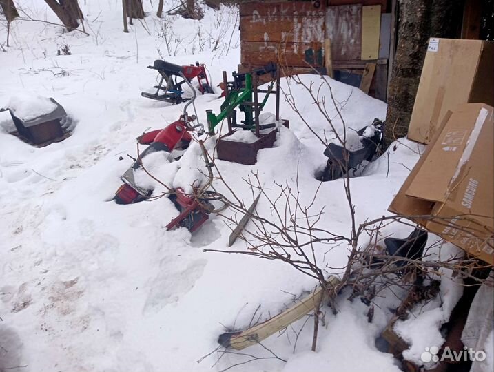 Запчасти на мопеды СССР