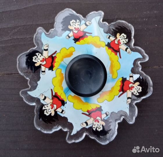 Спиннер, диаметр 70мм, пластиковый. Новый