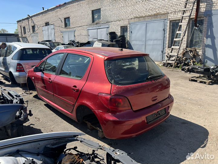 Peugeot 307 2004г 2.0hdi 6МКПП