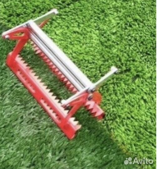 Инструменты для ухода за искусственной травой от