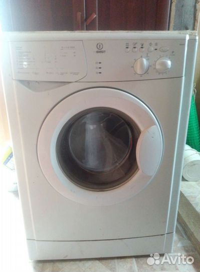 Стиральная машина indesit