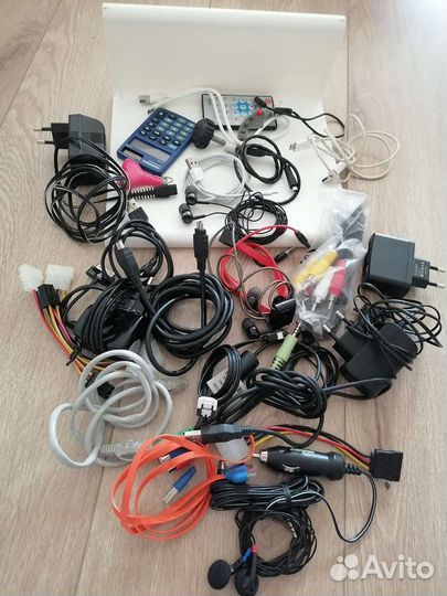 Провода и зарядные устройства