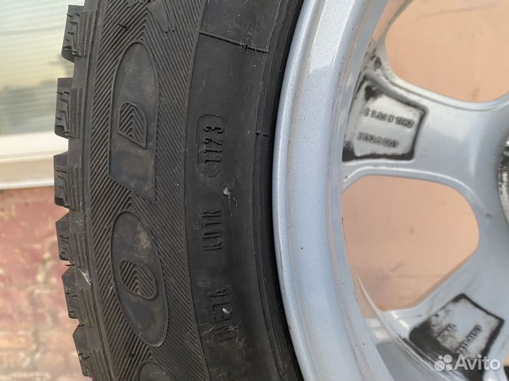 Goodyear Vector 4Seasons 5.00/5 R17