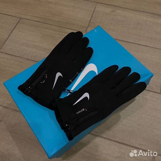 Перчатки найк спорт