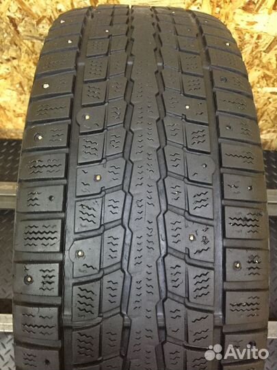 Dunlop SP Winter Ice 01 215/65 R16 102T