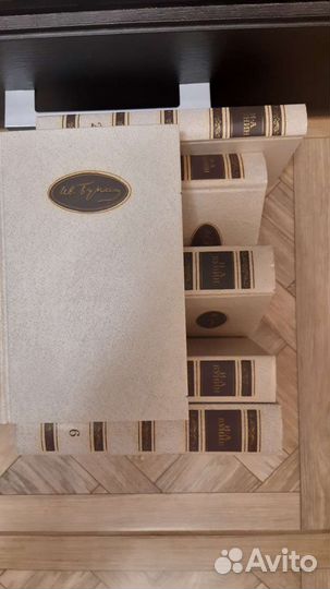 Книги И.Бунин, Л. Толстой, К.Симонов