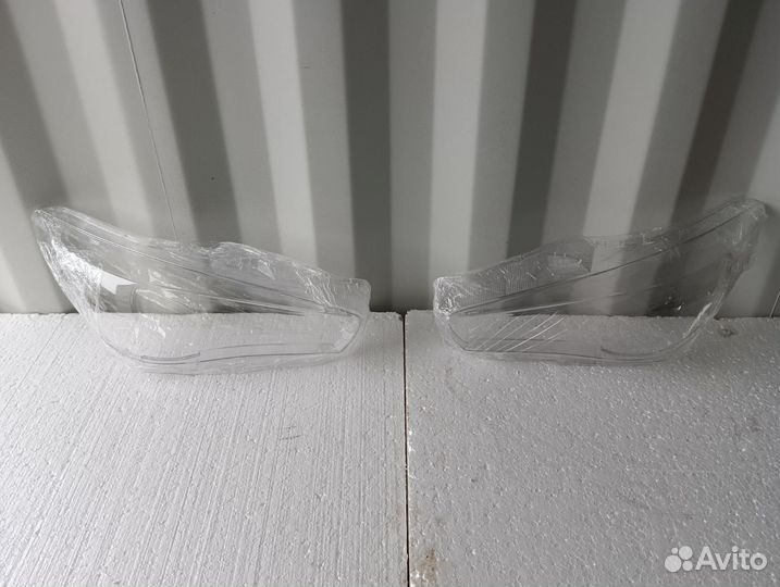 Стекло фары левое / правое Infiniti Q50