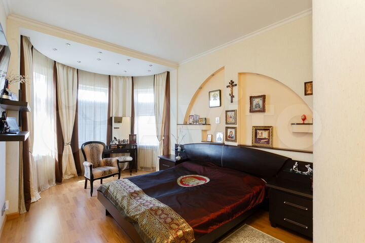 3-к. квартира, 101,8 м², 11/16 эт.