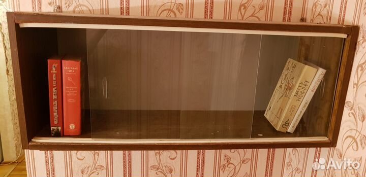 Полка книжная