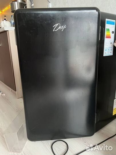 Холодильник dexp 44x83.5x48.8 см
