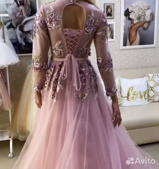 Вечернее платье