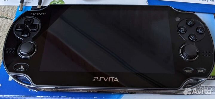 PSP / Vita Oled / PS TV + 2xDS4 (200 games)