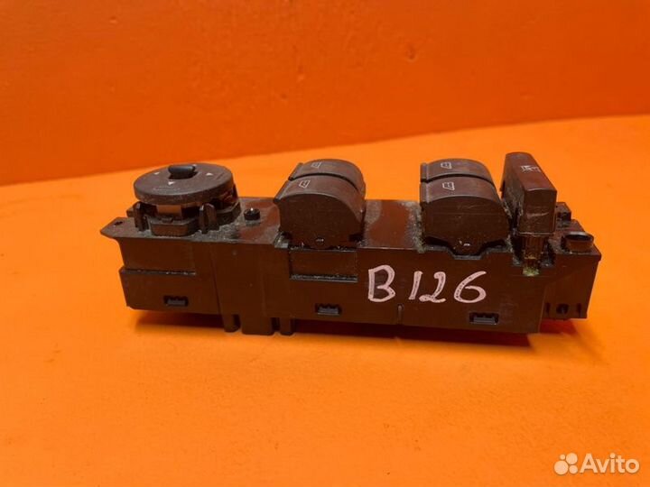 Блок управления стеклоподъемниками передний левый