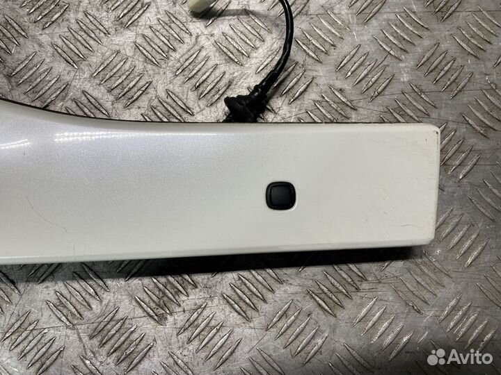 Накладка крышки багажника Toyota Prius 20