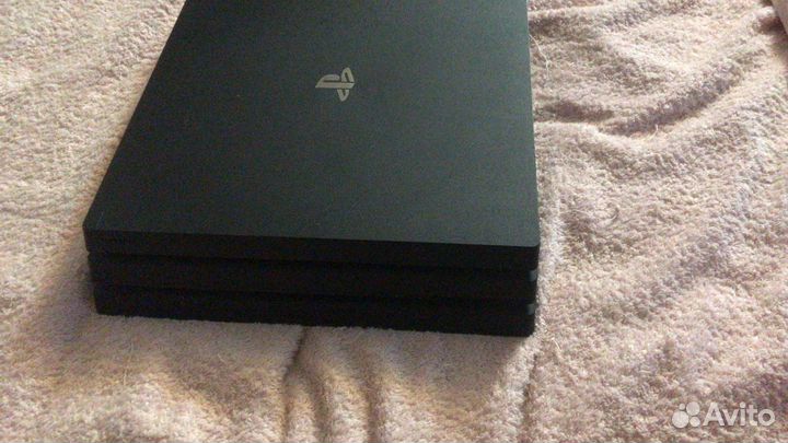 PS4 pro 1 tb