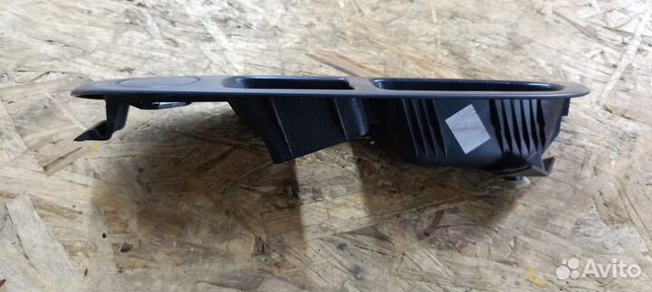 Накладка блока управления стеклоподъёмника Renault