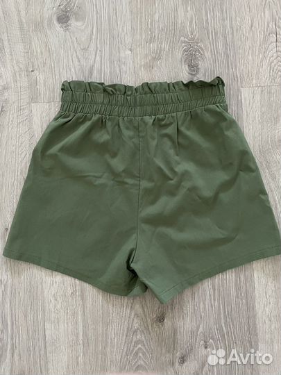 Шорты женские новые 40